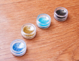 Szklane pojemniki na kosmetyki - elegancja, ekologia i trwałość w jednym